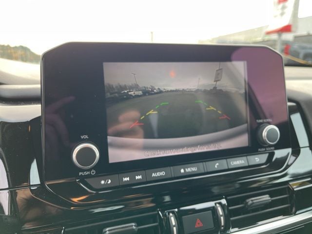 2023 Nissan Pathfinder SV