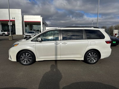 2020 Toyota Sienna Limited Premium 7 Passenger
