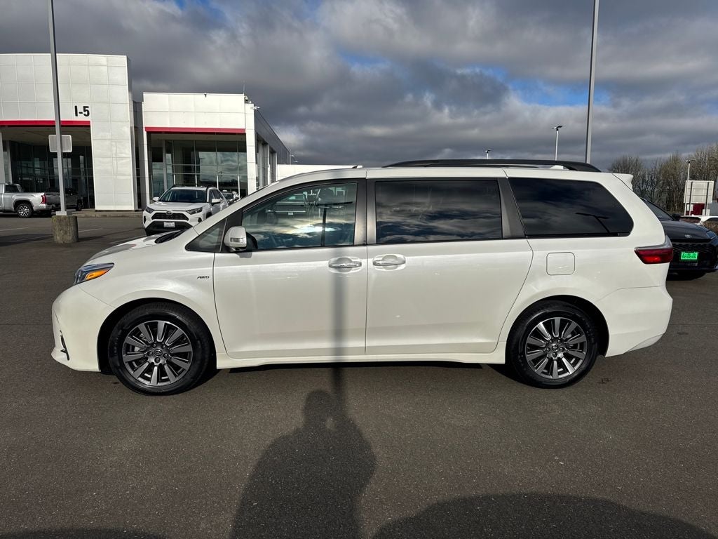 2020 Toyota Sienna Limited Premium 7 Passenger