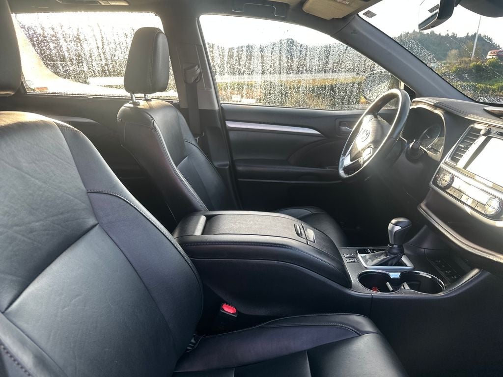2018 Toyota Highlander SE