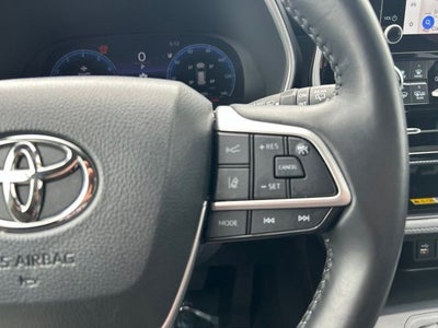 2025 Toyota Highlander XSE