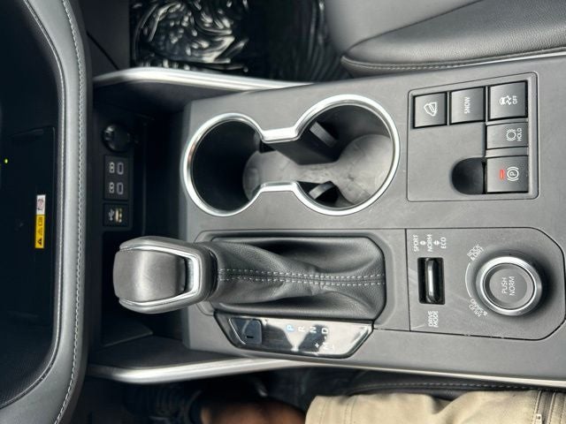 2025 Toyota Highlander XSE