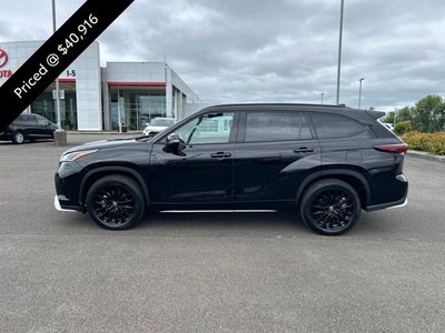 2025 Toyota Highlander XSE