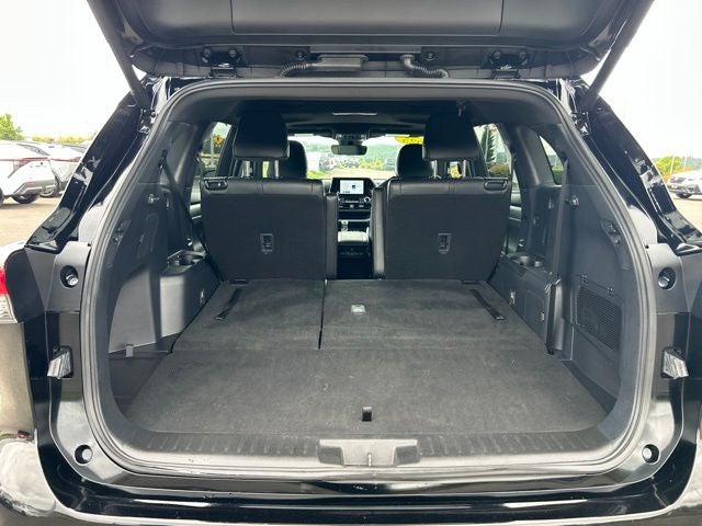 2025 Toyota Highlander XSE