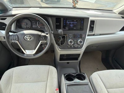 2015 Toyota Sienna LE 7 Passenger