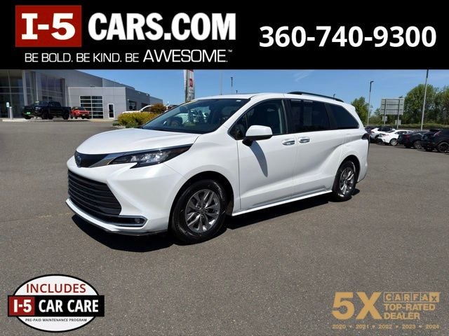 2023 Toyota Sienna XLE 8 Passenger