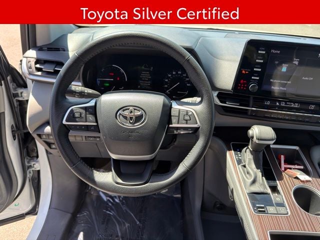 2023 Toyota Sienna XLE 8 Passenger