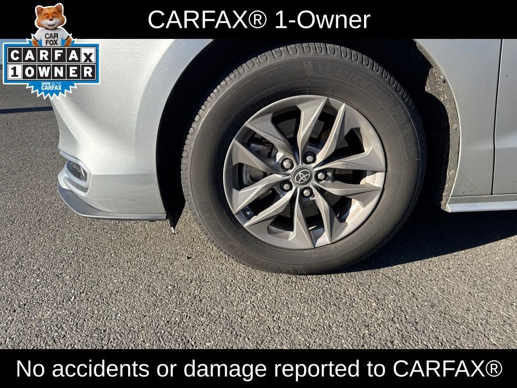 2022 Toyota Sienna XLE