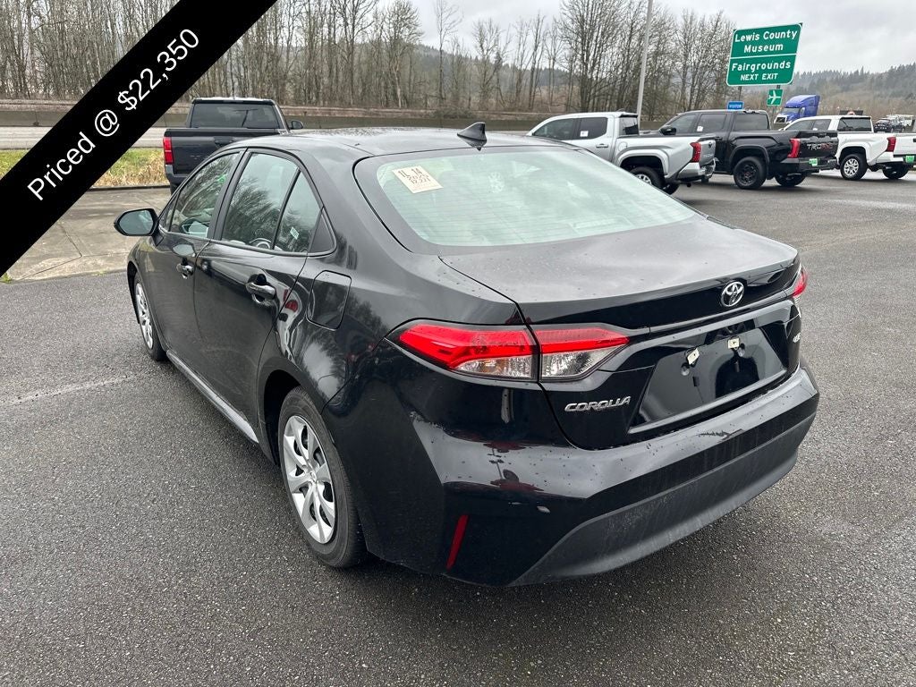 2025 Toyota Corolla LE