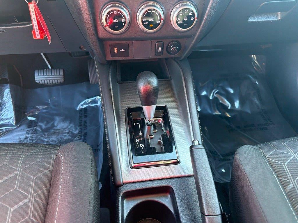 2024 Mitsubishi Outlander Sport ES