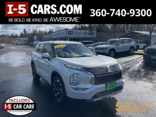 2023 Mitsubishi Outlander PHEV SE