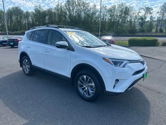 2017 Toyota RAV4 Hybrid XLE