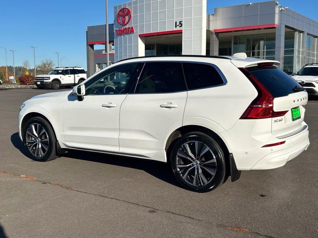 2022 Volvo XC60 Momentum