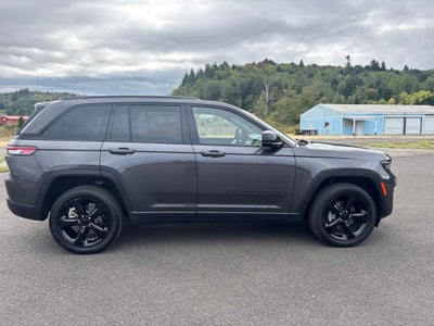 2023 Jeep Grand Cherokee Altitude 4x4