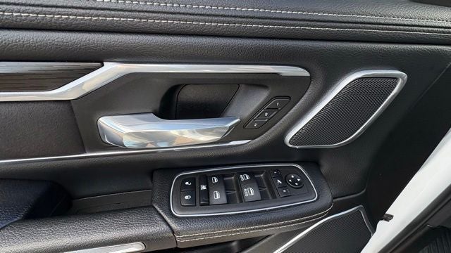 2023 RAM 1500 Laramie Crew Cab 4x4 5'7' Box