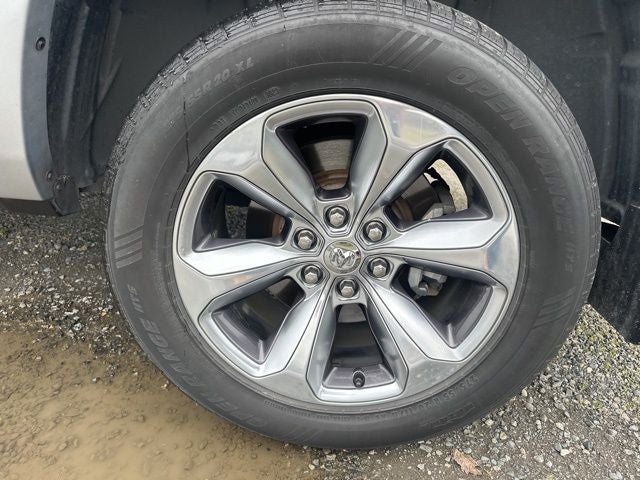 2019 RAM 1500 Limited Crew Cab 4x4 6'4' Box