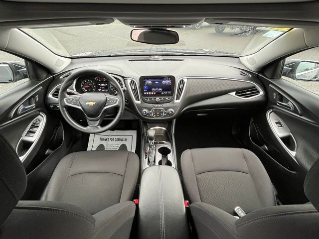 2022 Chevrolet Malibu FWD LT