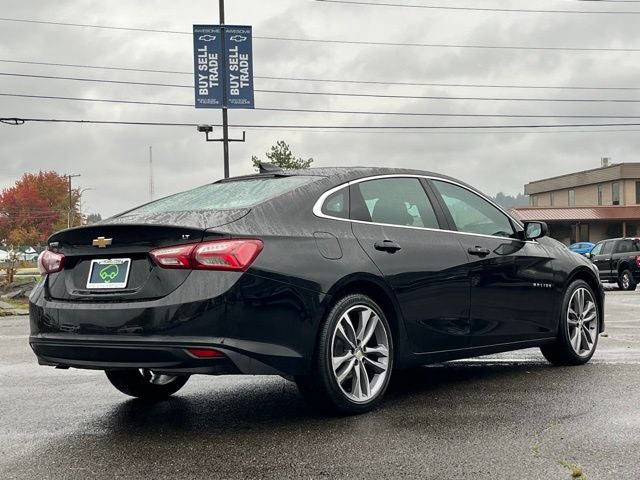 2022 Chevrolet Malibu FWD LT