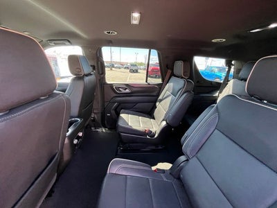 2024 GMC Yukon 4WD SLT