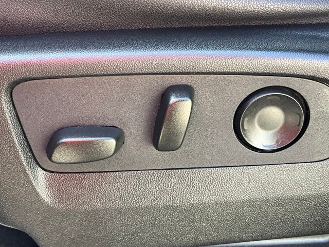 2024 GMC Yukon 4WD SLT