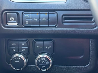 2024 GMC Yukon 4WD SLT