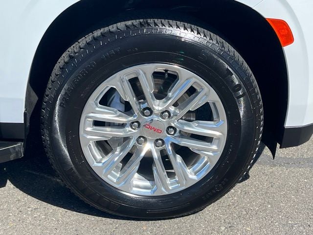 2024 GMC Yukon 4WD SLT