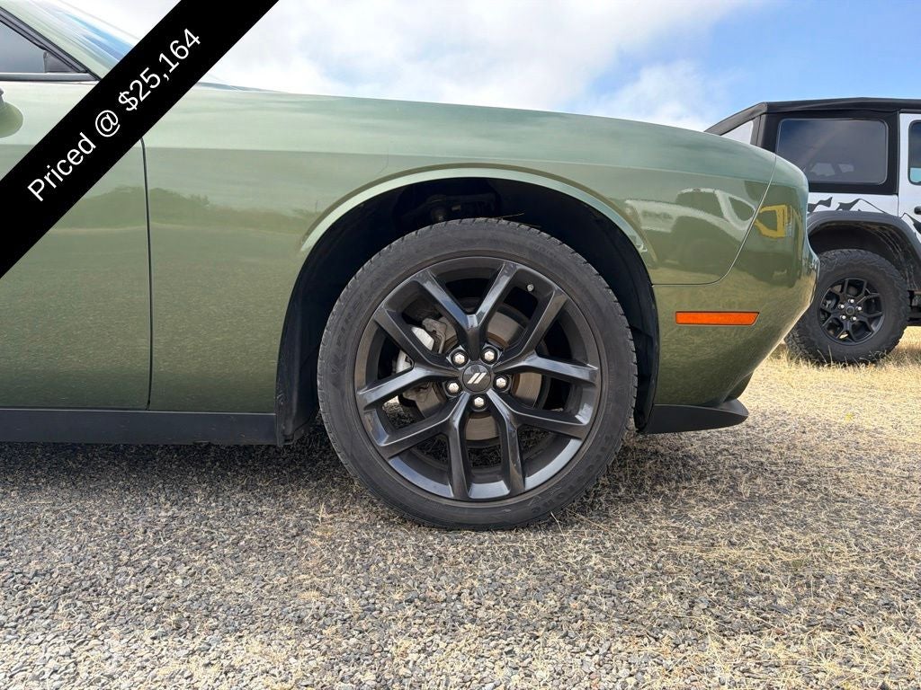 2022 Dodge Challenger SXT