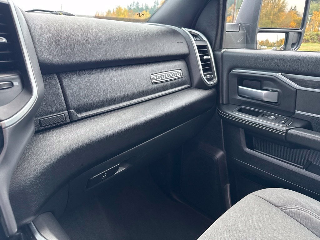 2024 RAM 3500 Big Horn Crew Cab 4x4 6'4' Box