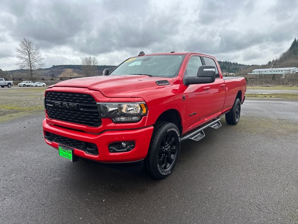 2024 RAM 3500 Big Horn Crew Cab 4x4 8' Box