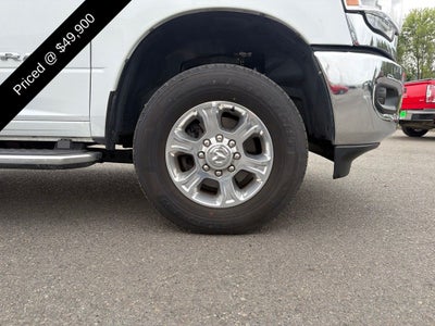 2024 RAM 3500 Big Horn Crew Cab 4x4 8' Box