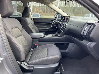 2023 Nissan Pathfinder SV 4WD