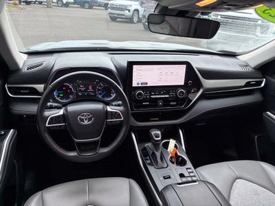 2023 Toyota Highlander Hybrid Hybrid XLE Bronze