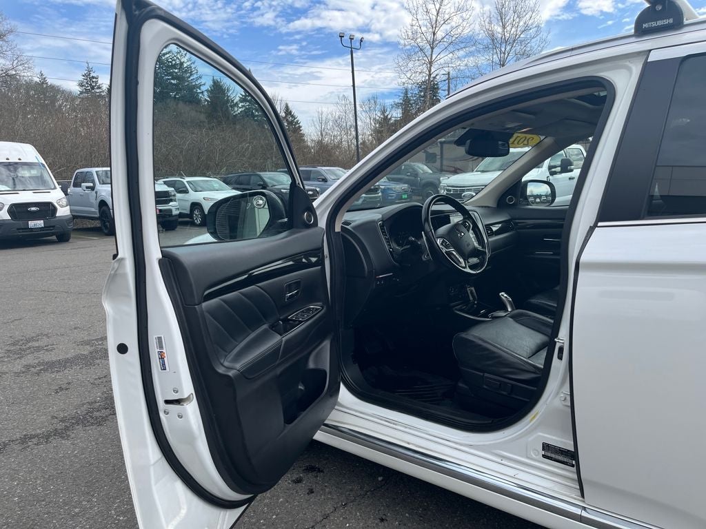 2018 Mitsubishi Outlander PHEV GT