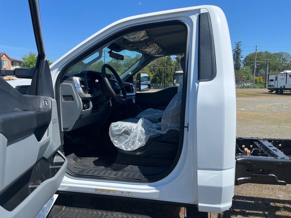 2026 Ford F-450SD DRW