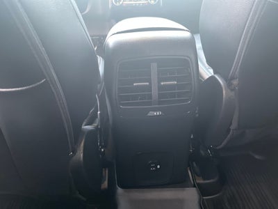 2022 Ford Escape Hybrid Titanium