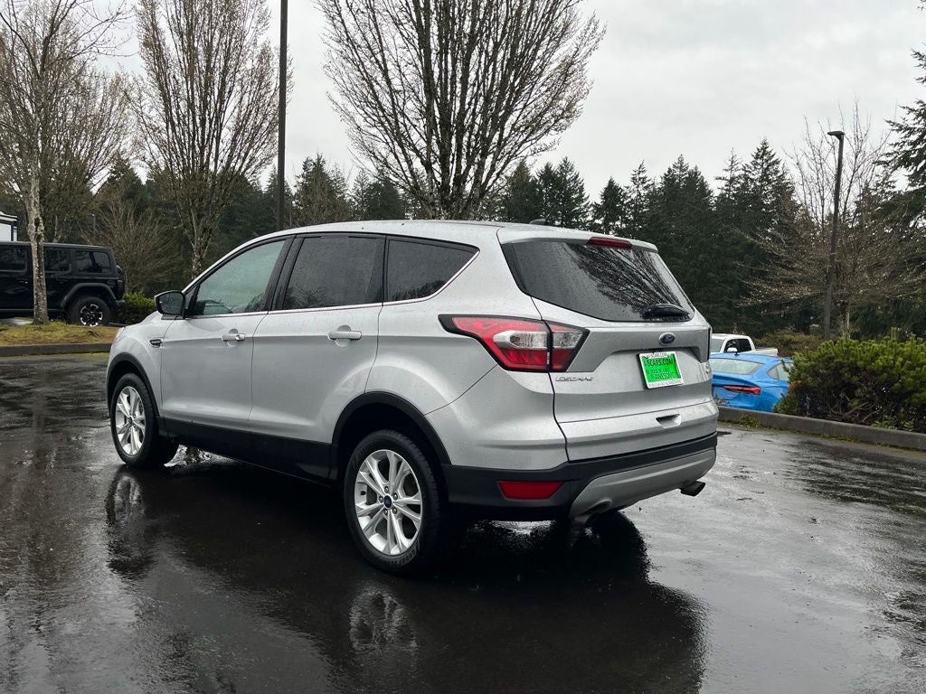 Used 2017 Ford Escape SE with VIN 1FMCU9GD5HUD45345 for sale in Chehalis, WA