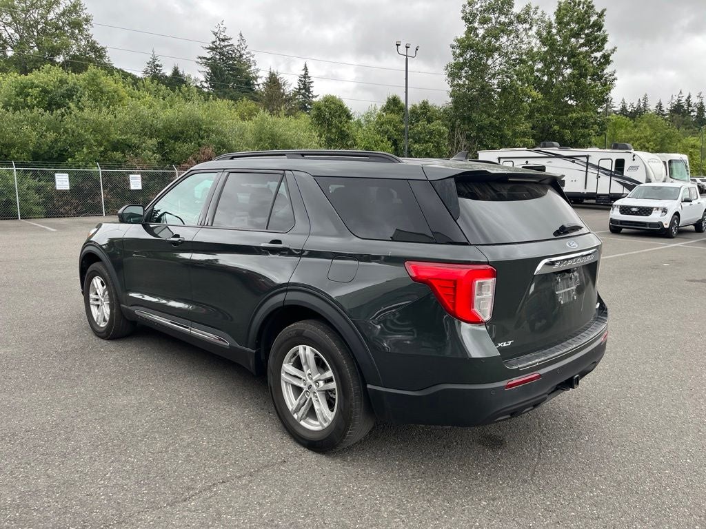 2022 Ford Explorer XLT - Photo 2