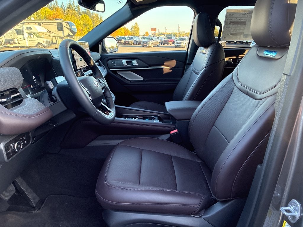 2027 Ford Explorer Platinum