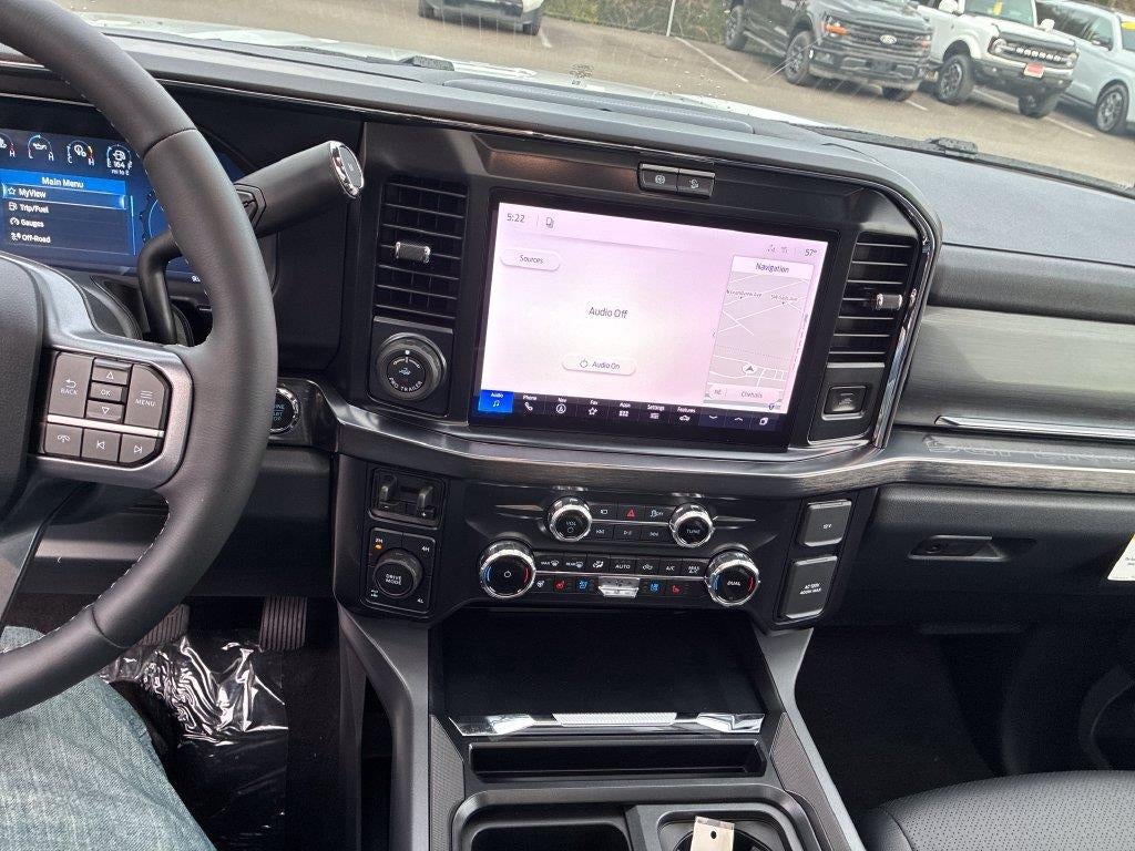 2027 Ford Super Duty F-350 Lariat