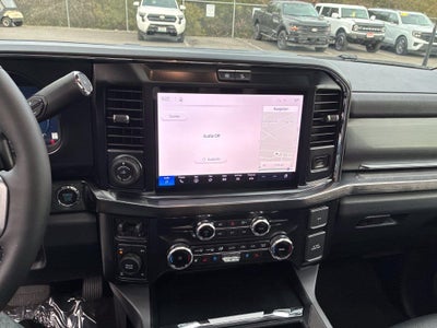 2027 Ford Super Duty F-350 Lariat