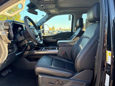 2027 Ford Super Duty F-350 SRW LARIAT