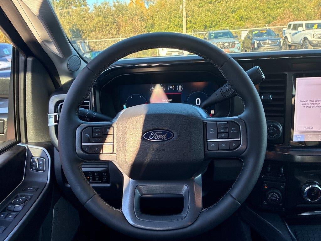 2027 Ford Super Duty F-350 SRW LARIAT
