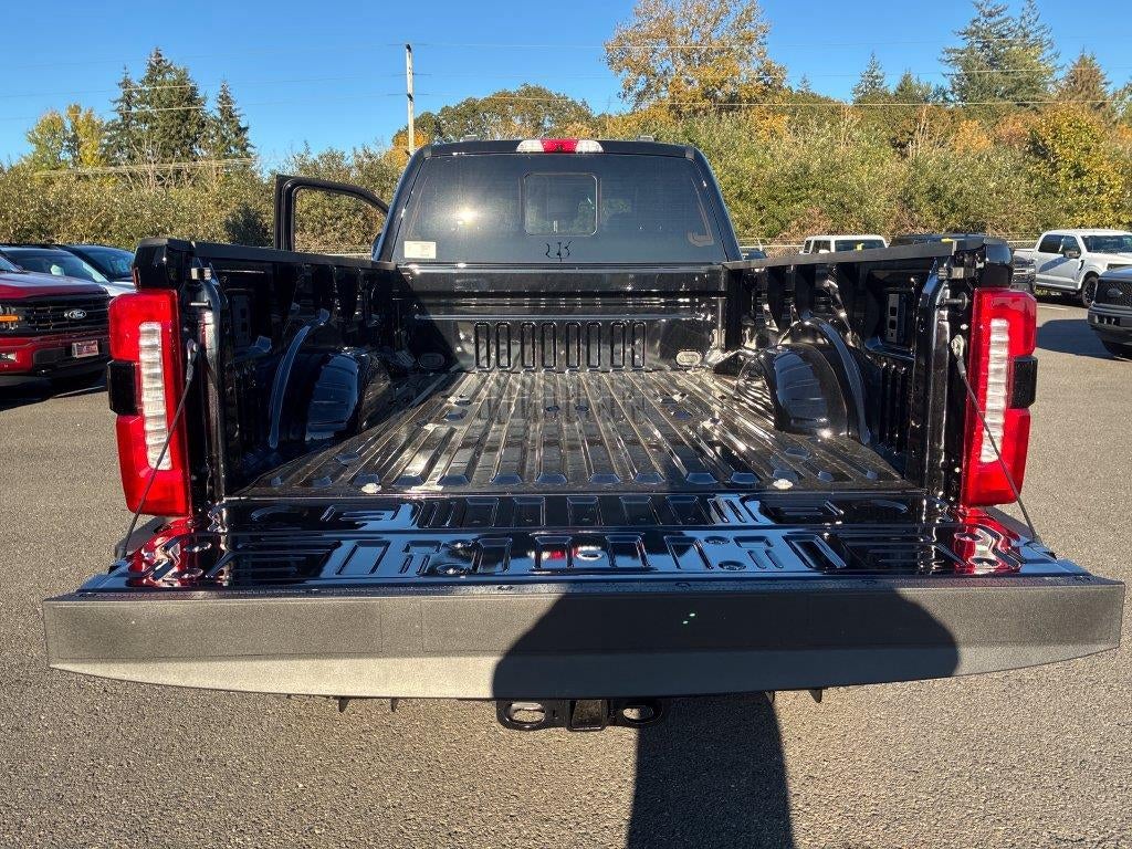 2027 Ford Super Duty F-350 SRW LARIAT