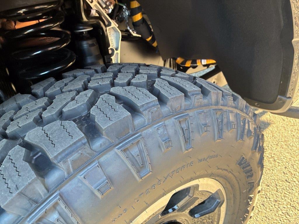 2027 Ford Super Duty F-350 SRW LARIAT