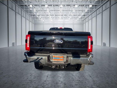 2027 Ford Super Duty F-350 SRW LARIAT