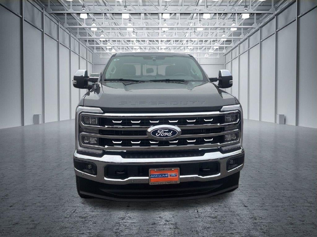 2027 Ford Super Duty F-350 Lariat