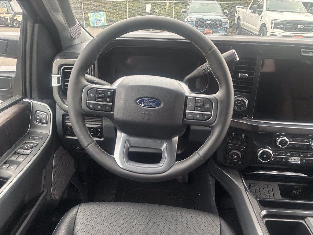 2027 Ford Super Duty F-350 Lariat