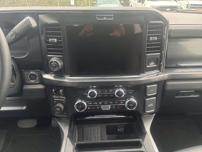 2027 Ford Super Duty F-350 Lariat