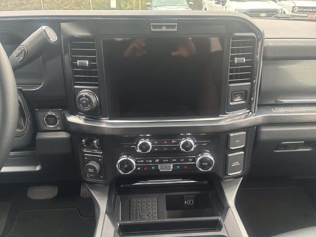 2027 Ford Super Duty F-350 Lariat