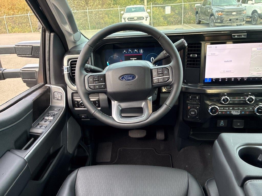 2027 Ford Super Duty F-350 Lariat